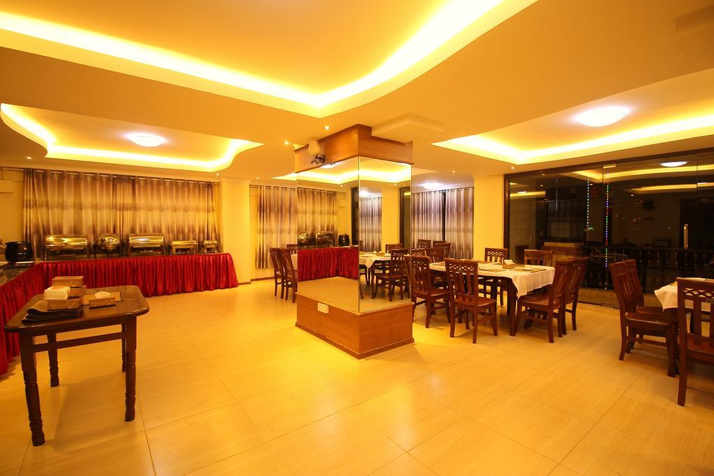 Hotel United Mandalay Exterior foto