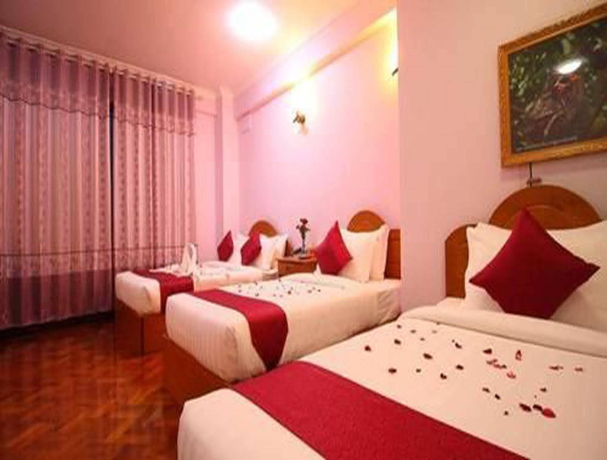 Hotel United Mandalay Exterior foto
